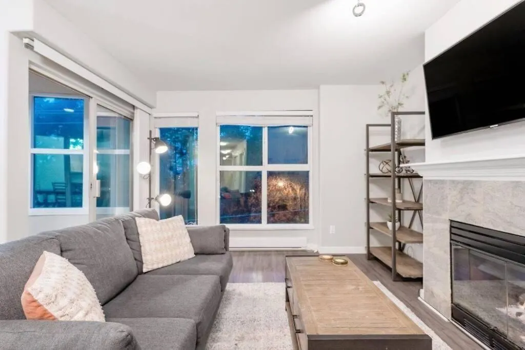 2-Bdr 2-Bath I 1100 Sq.Ft I Walking Distance To Granville Island Vancouver
